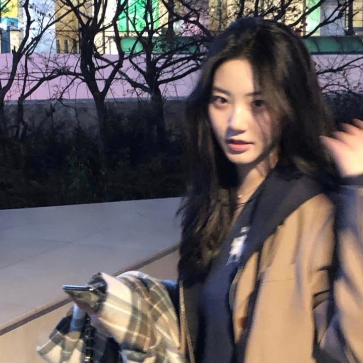 不十分好莱坞